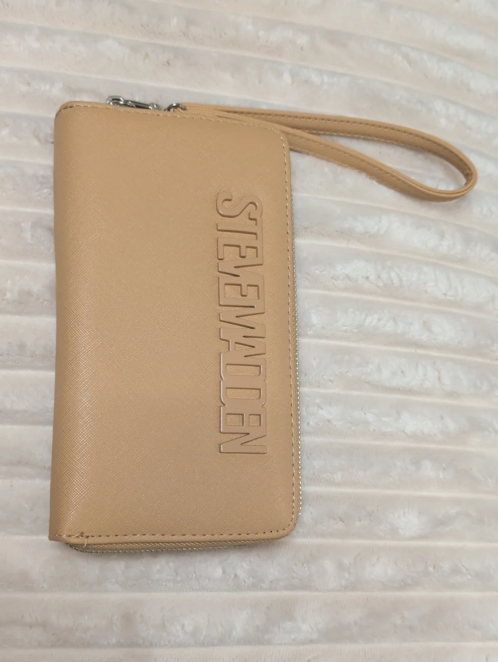 Steven Madden Beige Zip Wristlet Wallet